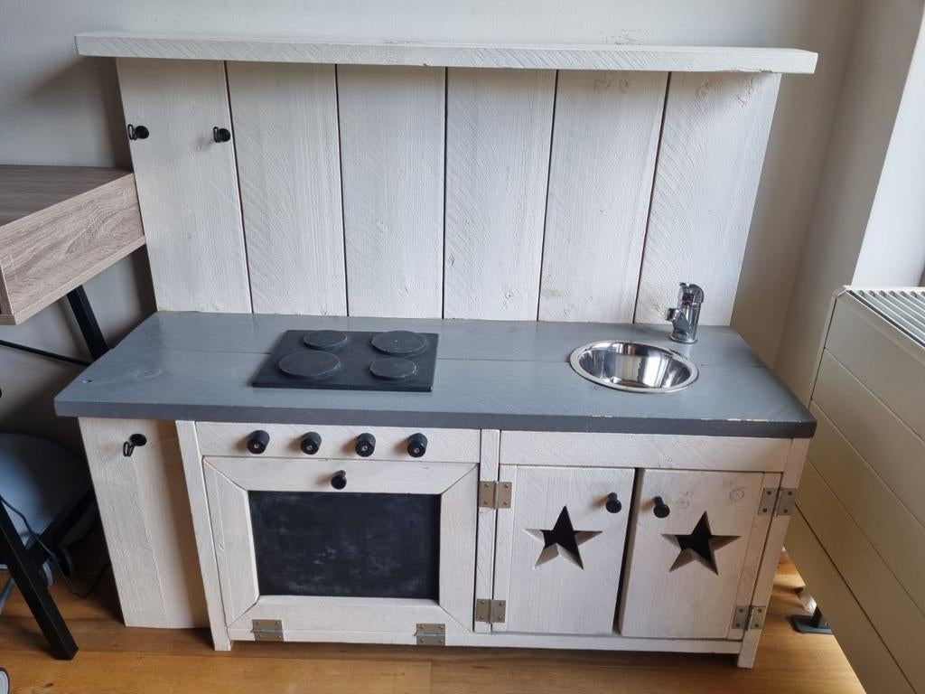 Speelkeuken, Ophalen