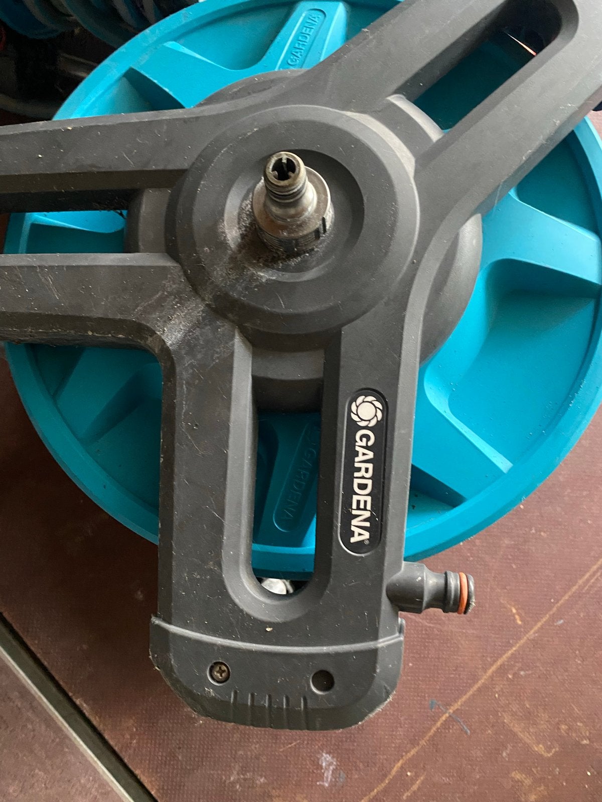 Gardena Tuinslanghaspel met slang en spuitpistool, Tuin en Terras, Ophalen, Gebruikt, Tuinslanghaspel