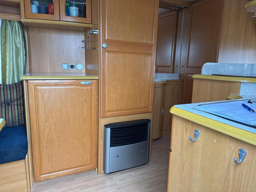 Tabbert Vivaldi 450 THD Cassetteluifel, Caravans en Kamperen, Caravans, Rondzit, Tabbert, Bedrijf, Overige typen