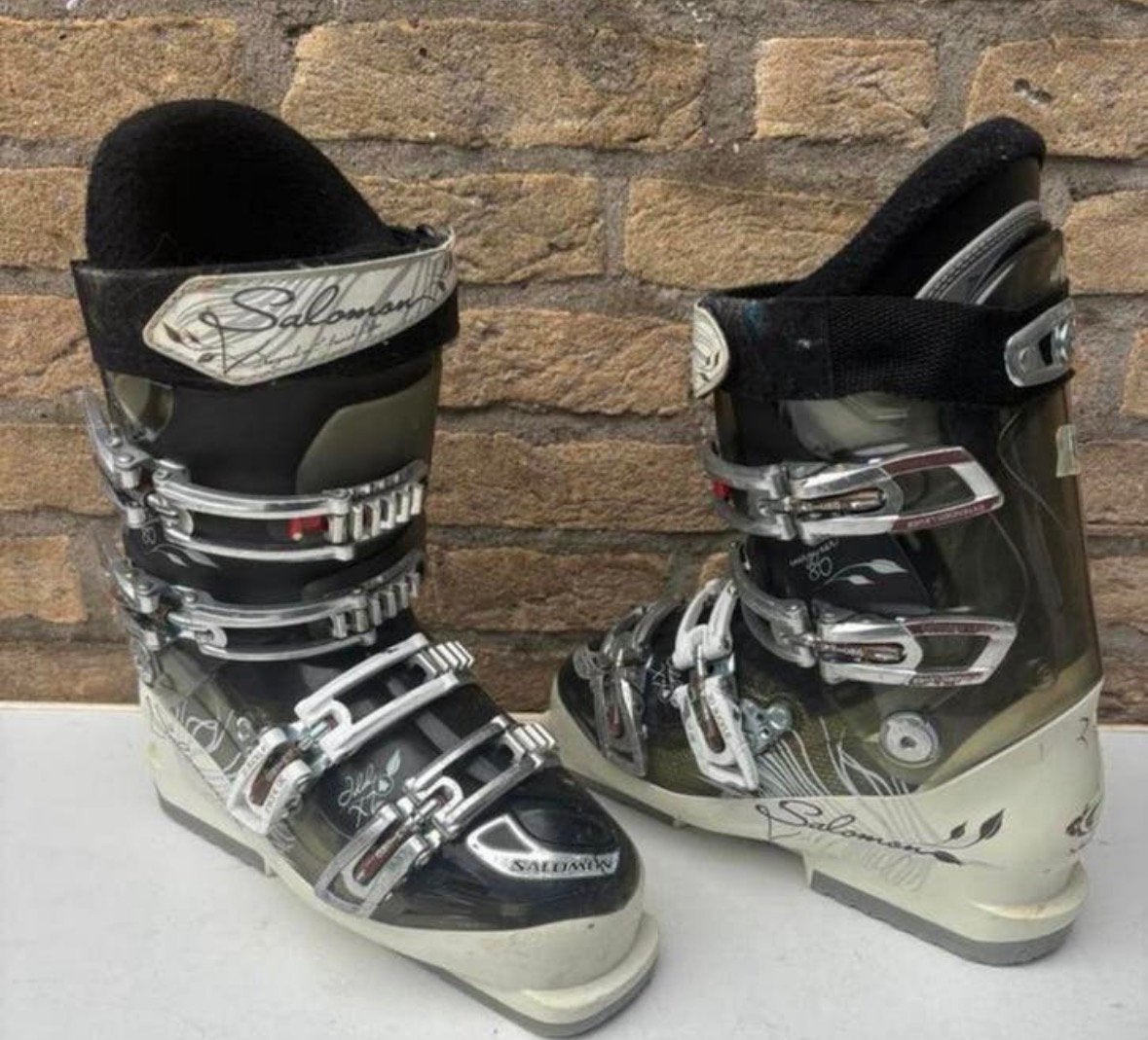 Ski schoen Salomon maat 24/24,5.  287 mm is 37/37,5, 160 tot 180 cm, Gebruikt, Schoenen, Skiën