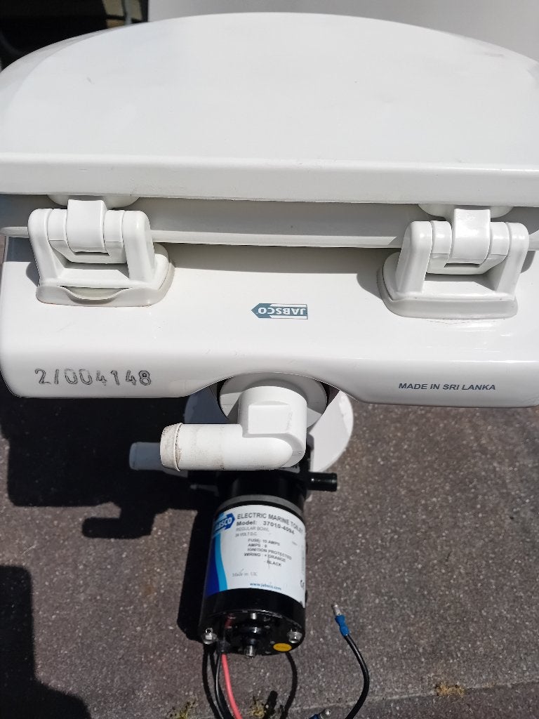 Electrisch toilet jabsco (gereviseerd), Watersport en Boten, Ophalen, Zo goed als nieuw, Kombuis en Sanitair