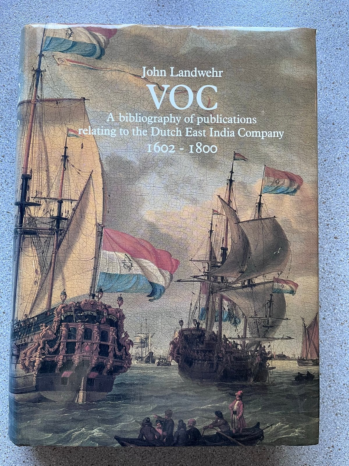 VOC: Bibliografie van publicaties over de VOC (1602-1800), Boeken, Ophalen of Verzenden, 20e eeuw of later, Zo goed als nieuw