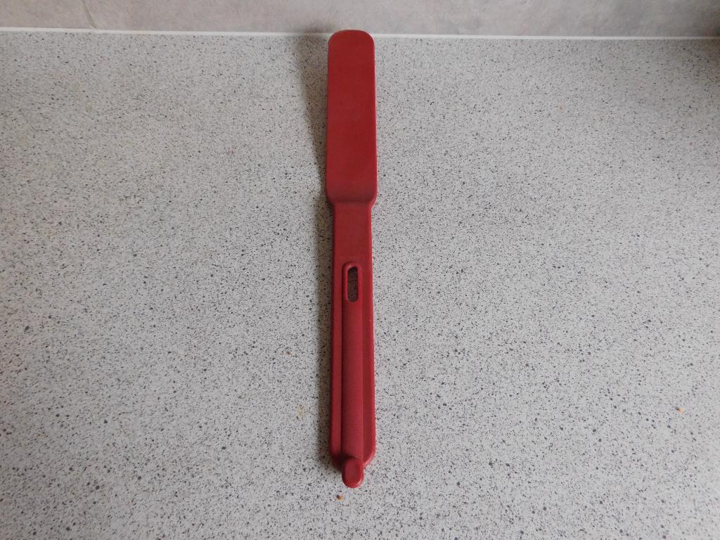 Tupperware Keukenhulpje Paletmes Rood, Ophalen of Verzenden, Zo goed als nieuw, Rood, Overige typen
