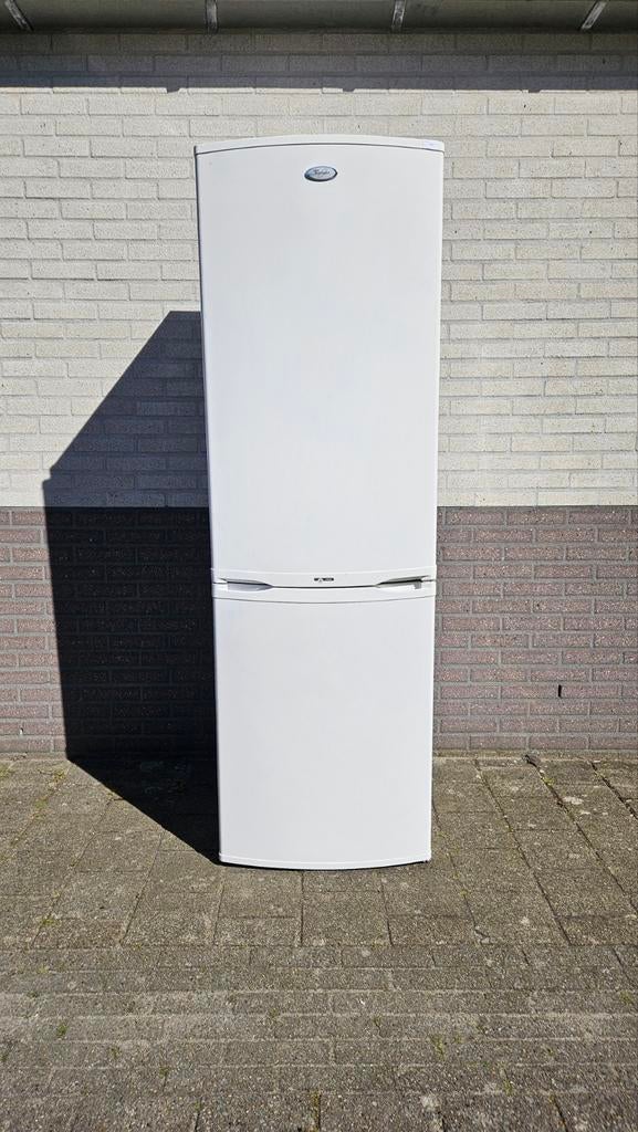 Whirlpool koelkast., Witgoed en Apparatuur, Koelkasten en IJskasten, Ophalen, Gebruikt, 200 liter of meer, Met aparte vriezer