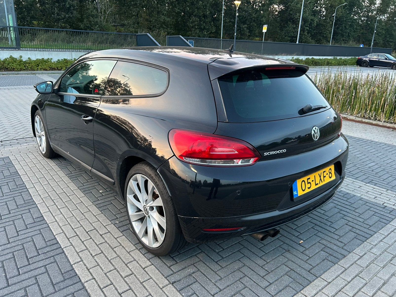 Volkswagen Scirocco 1.4 TSI 160PK 2009 ABS brand, Voorwielaandrijving, 15 km/l, 4 cilinders, Zwart