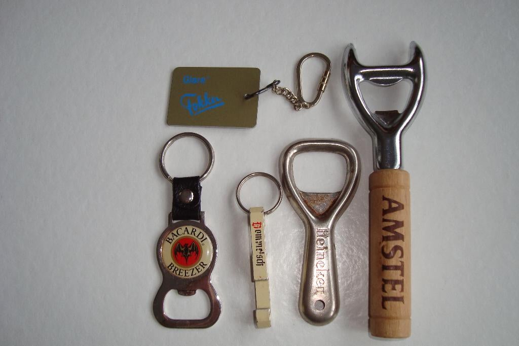Openers en sleutelhangers prijs per stuk zie foto's, Ophalen of Verzenden, Gebruikt, Gebruiksvoorwerp