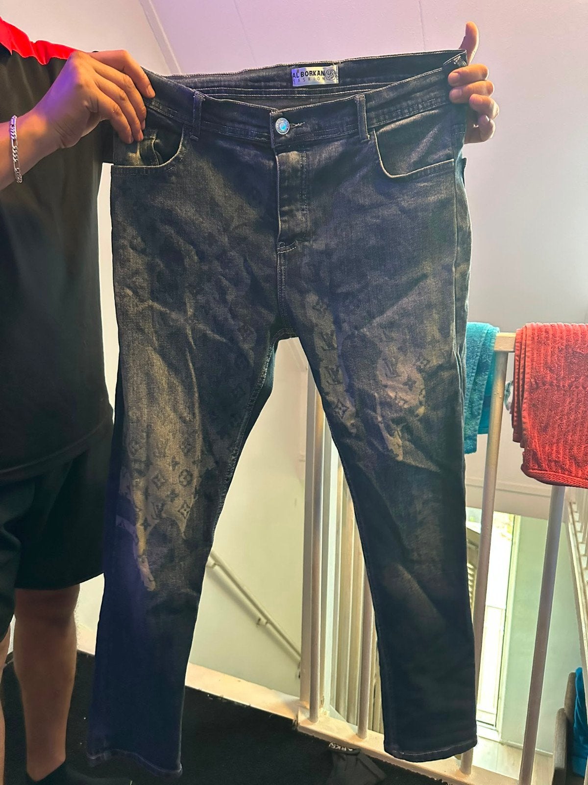 Zwarte jeans maat 38 in goede staat, Ophalen of Verzenden, Gedragen, Zwart, W30 - W32 (confectie 38/40)