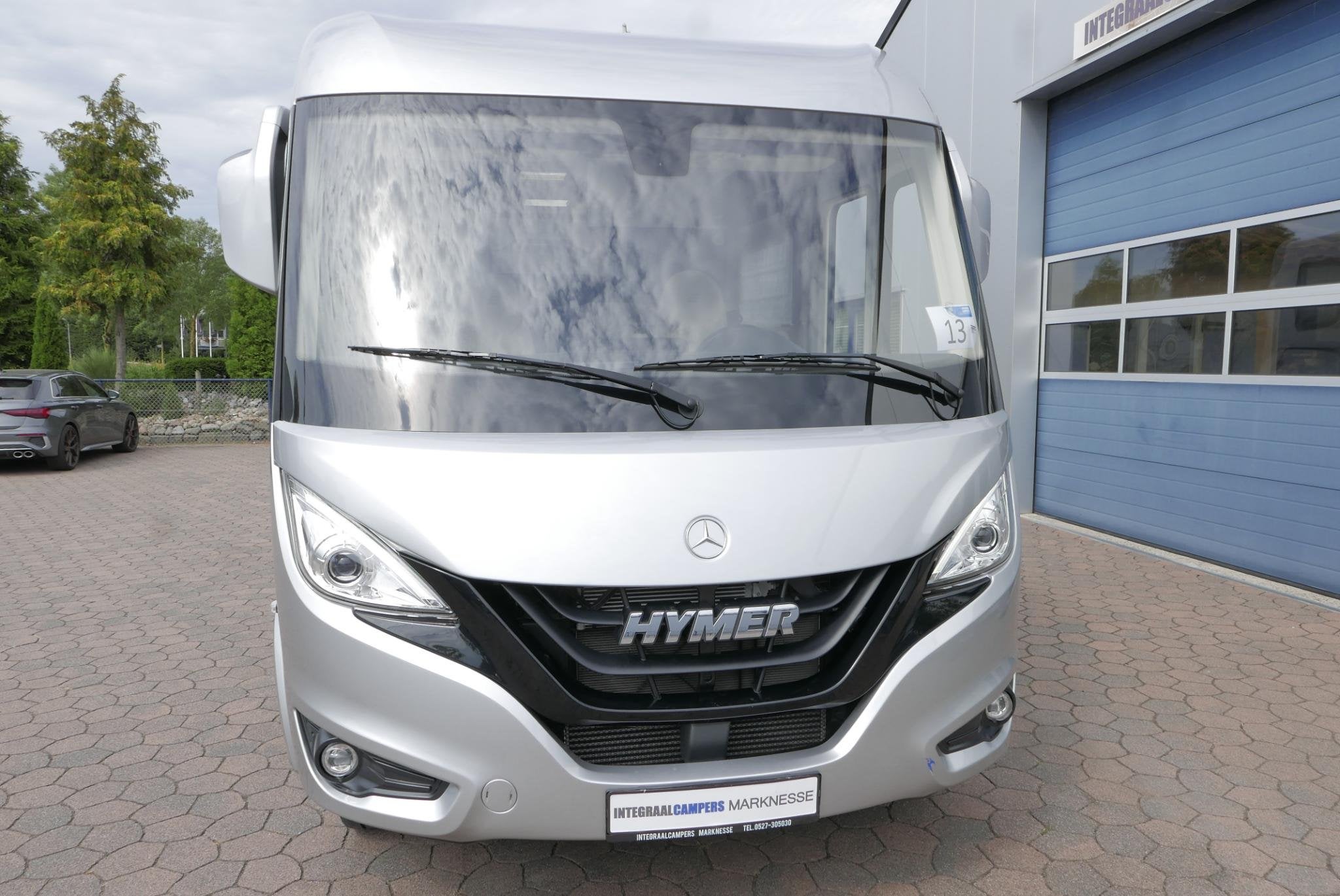 Hymer BMC-I 580 | Bovenkastjes | Enkele bedden | Mercedes |, Tot en met 2, 6 tot 7 meter, Bedrijf, Diesel