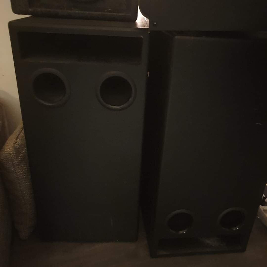 2x  APart SUB 2200 (€730 ps nieuw), Subwoofer, Zo goed als nieuw, Basreflex, Ophalen