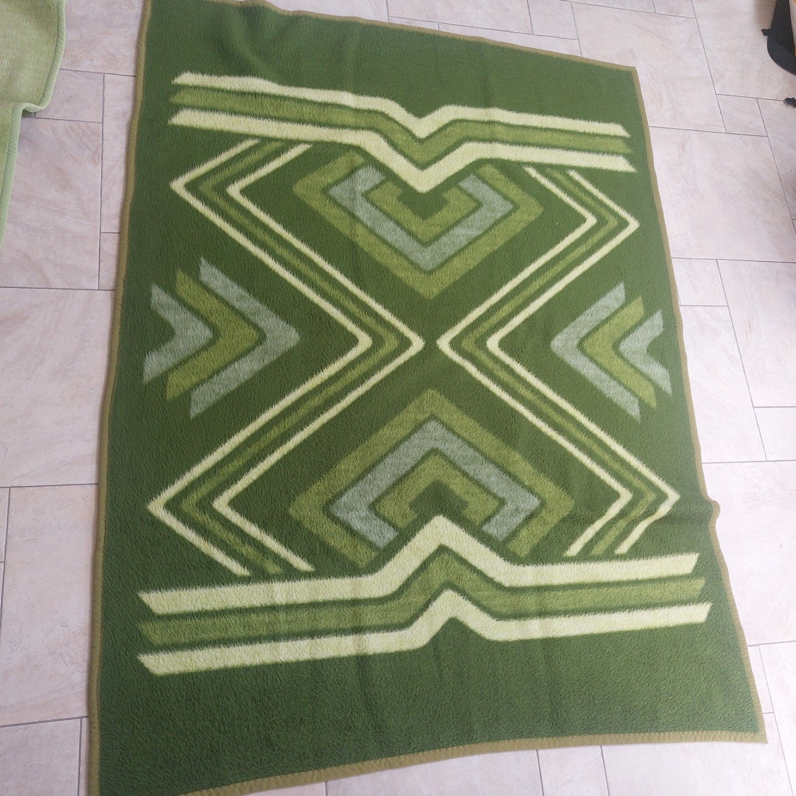 Vintage Dralon Eurocover Plaid, Huis en Inrichting, Ophalen, Woondeken, Zo goed als nieuw, Groen
