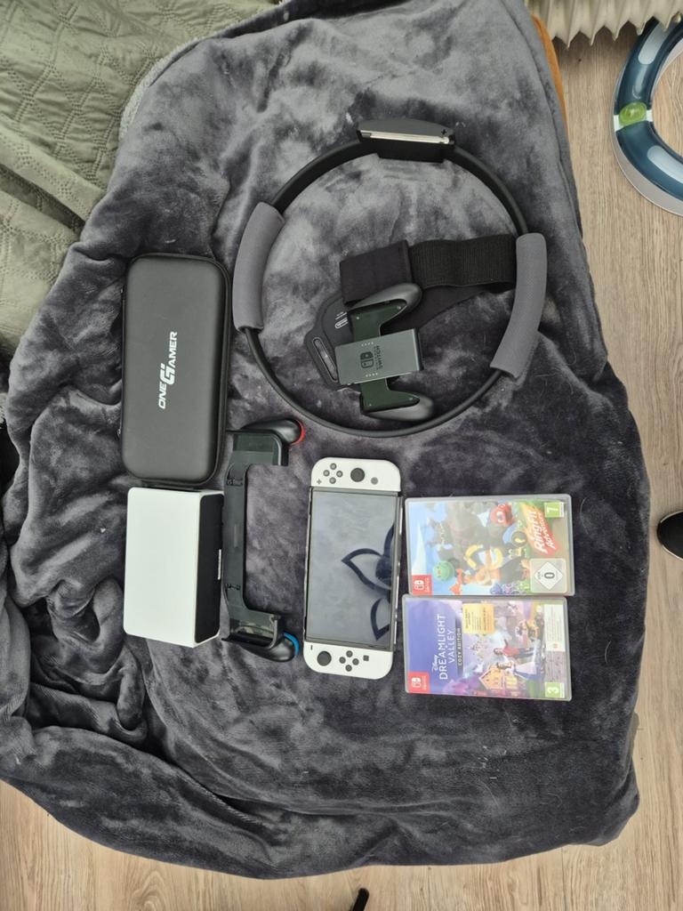 Switch Oled, Spelcomputers en Games, Games | Nintendo Switch, Zo goed als nieuw, Overige genres, 1 speler, Vanaf 3 jaar, Ophalen of Verzenden