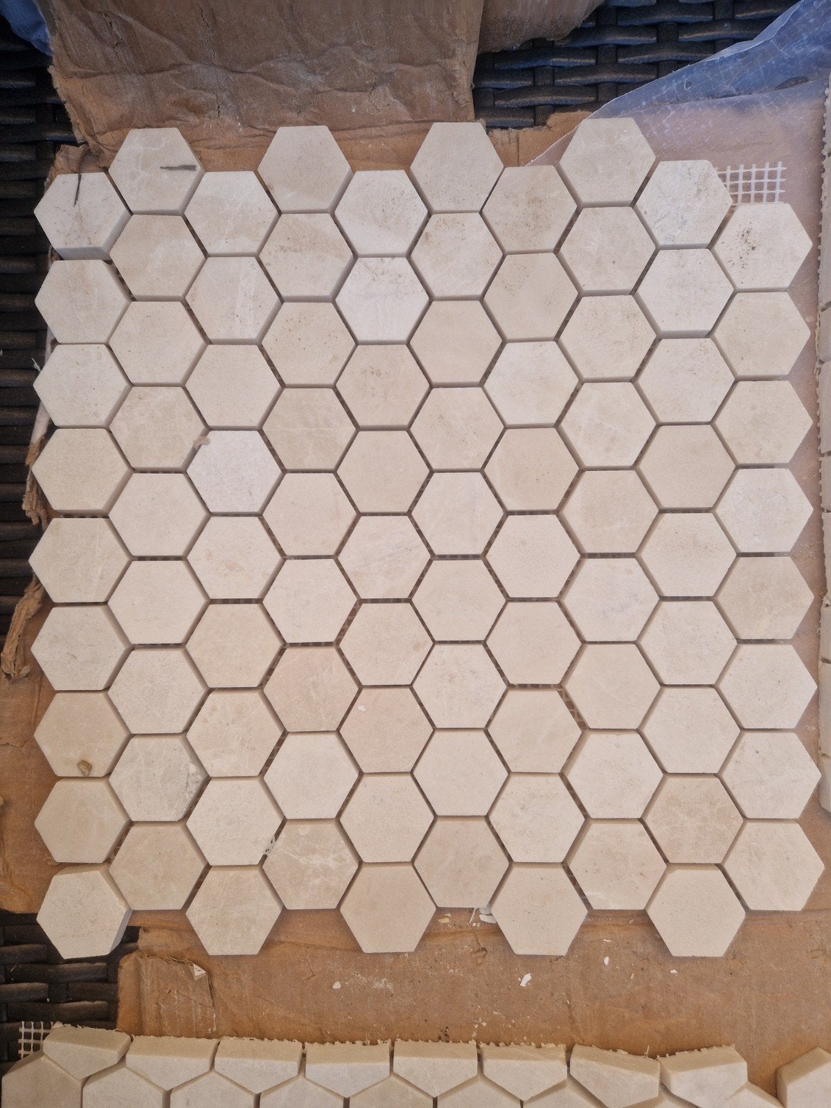 designtegels restjes Mosaic Hexagon Plain Bottocino
Ga direc, Ophalen, Buitenland, Bankbiljetten