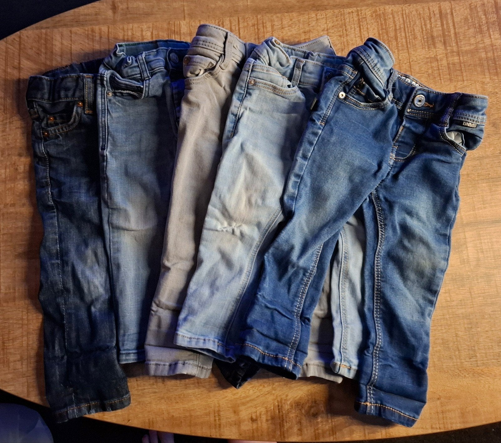 5 spijkerbroeken voor kinderen maat 86, Ophalen of Verzenden, Gebruikt, Overige maten