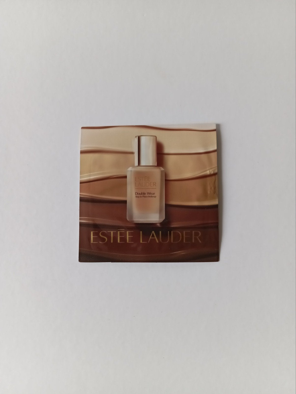 Estee Lauder Double Wear Foundation 2N1 Desert Beige sample, Gehele gezicht, Beige, Nieuw, Ophalen of Verzenden