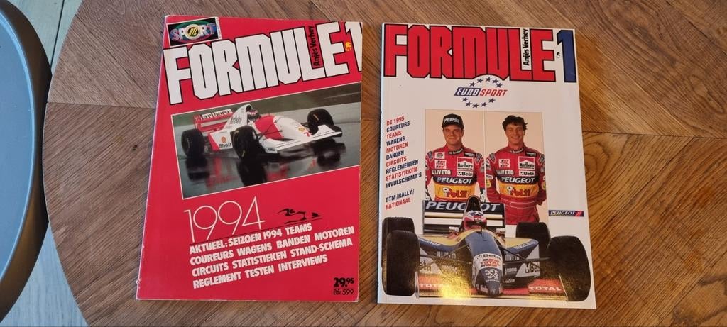 Formule 1 Jaarboeken 94, 95, 96, 97, 98, 99, 2000, 2002, Ophalen of Verzenden, Gelezen, Algemeen, Anjès Verhey