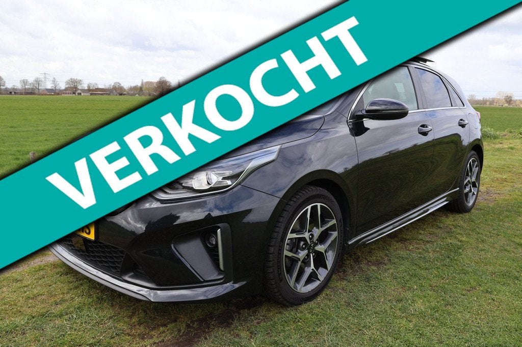 Kia Ceed 1.0 T-GDi GT-Line|Pano-dak|Stoel/Stuurverwarming|Ca, Auto's, Kia, Voorwielaandrijving, Gebruikt, Lichtsensor, Zwart