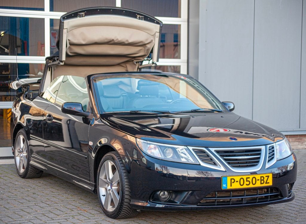 Saab 9-3 Cabrio 1.8t Vector M6, Auto's, Saab, Voorwielaandrijving, Gebruikt, Zwart, 4 cilinders