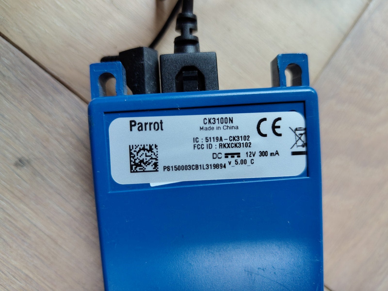 Parrot CK3100N Carkit - Bluetooth Handsfree Systeem, Universeel, Ophalen of Verzenden, Inbouw, Complete carkit