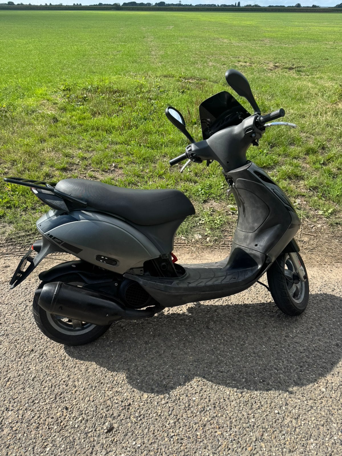 Piaggio zip 150cc, Ophalen, Zo goed als nieuw, Benzine, Zip