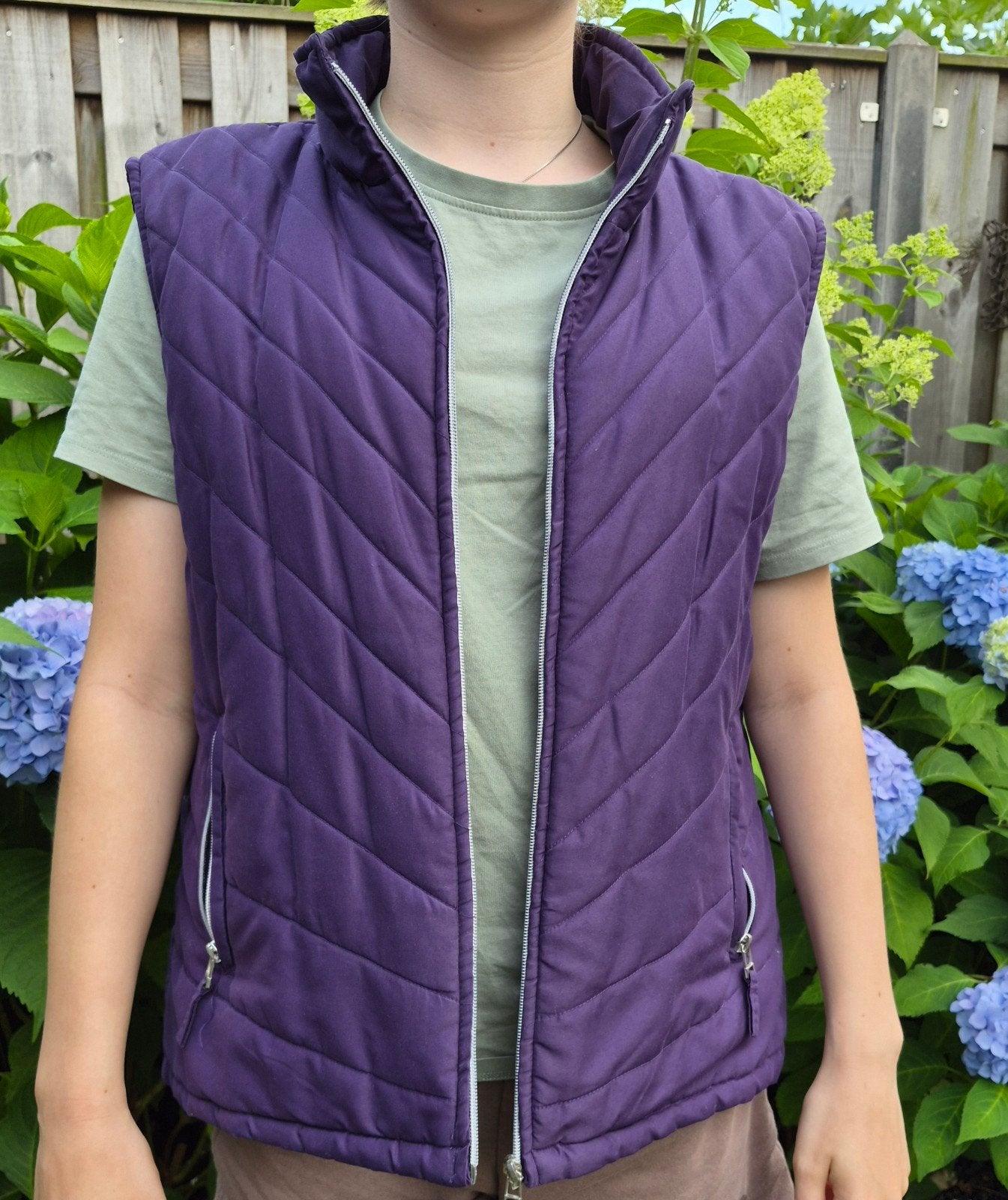 Bodywarmer paars maat L, Kleding | Dames, Bodywarmers, Ophalen of Verzenden, Zo goed als nieuw, Maat 42/44 (L), Paars