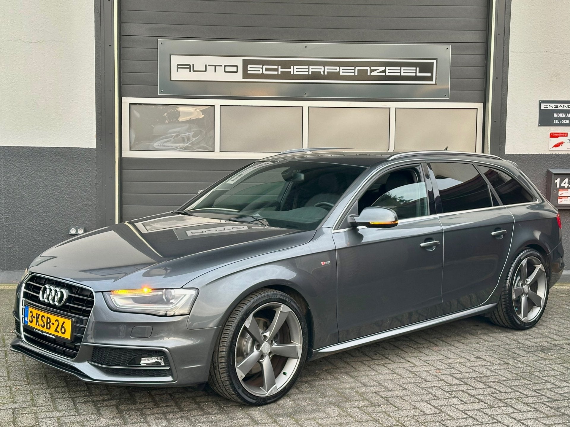Audi A4 Avant 1.8 TFSI 170pk 3x S-line | XENON | NAVI | DAYT, Auto's, Gebruikt, 4 cilinders, 1505 kg, Origineel Nederlands