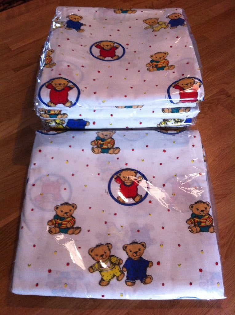 baby dekbedovertrek wit met beertjes print 18 stuks samen, Jongetje of Meisje, Dekbedovertrek, Nieuw, Ophalen of Verzenden