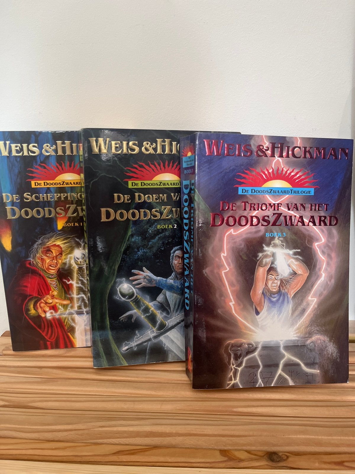 De Doodszwaard Trilogie Boek 1, 2 en 3 - Weis & Hickman, Ophalen of Verzenden, Zo goed als nieuw