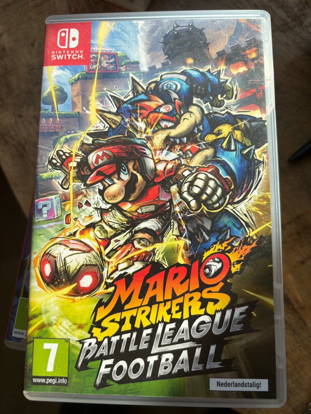 €30 Mario Strikers Battle League Football Nintendo Switch, Spelcomputers en Games, Nieuw, Eén computer, Ophalen of Verzenden, 3 spelers of meer