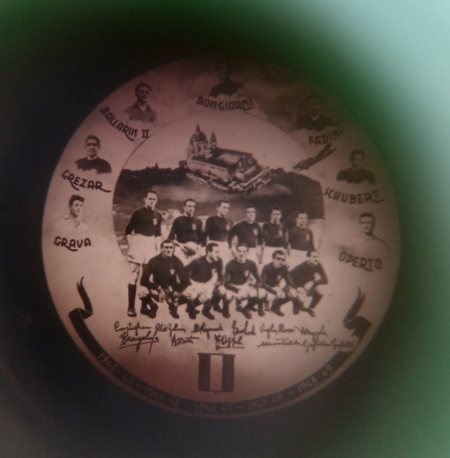 Voetbalploeg Italie 1942-1949 Sleutelring Met Handtekeningen, Verzamelen, Ophalen of Verzenden, Gebruikt, Buitenlandse clubs, Overige typen