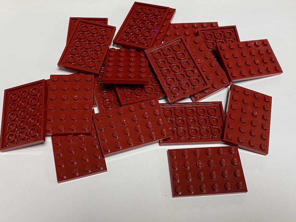 Partij 20x nieuwe 4x6 Lego platen in diverse kleuren