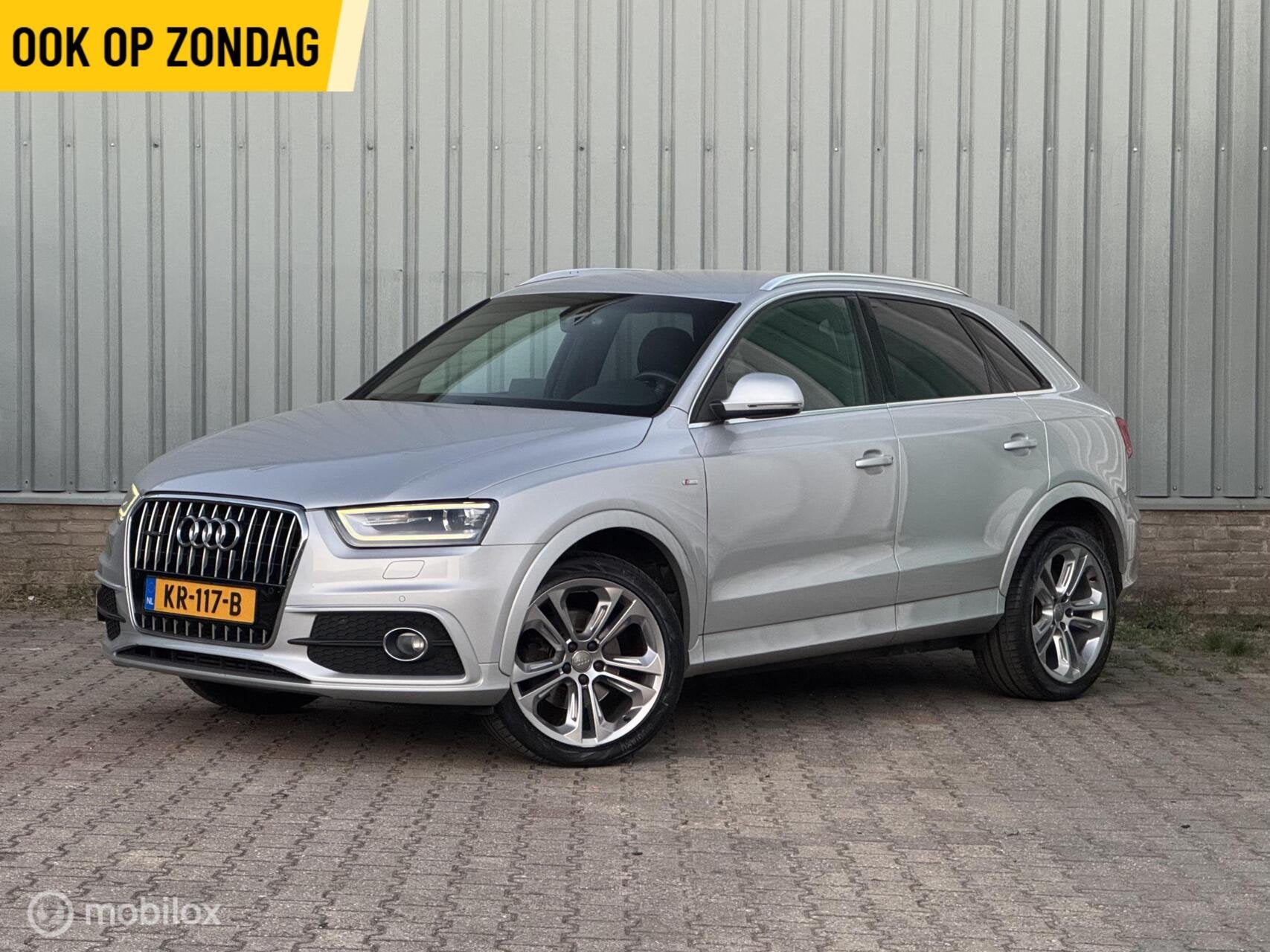 Audi Q3 2.0 TFSI quattro Pro | S Line | PDC | Trekhaak, Euro 5, Automatische klimaatregeling, Zwart, 4 cilinders