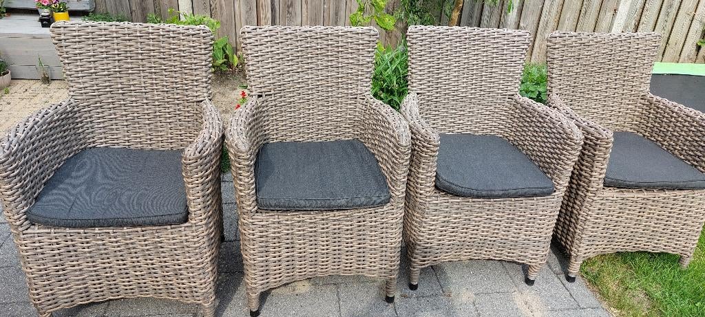 4 dining tuinstoelen incl kussens PurePure collection, Ophalen, Gebruikt, Wicker, Stapelbaar