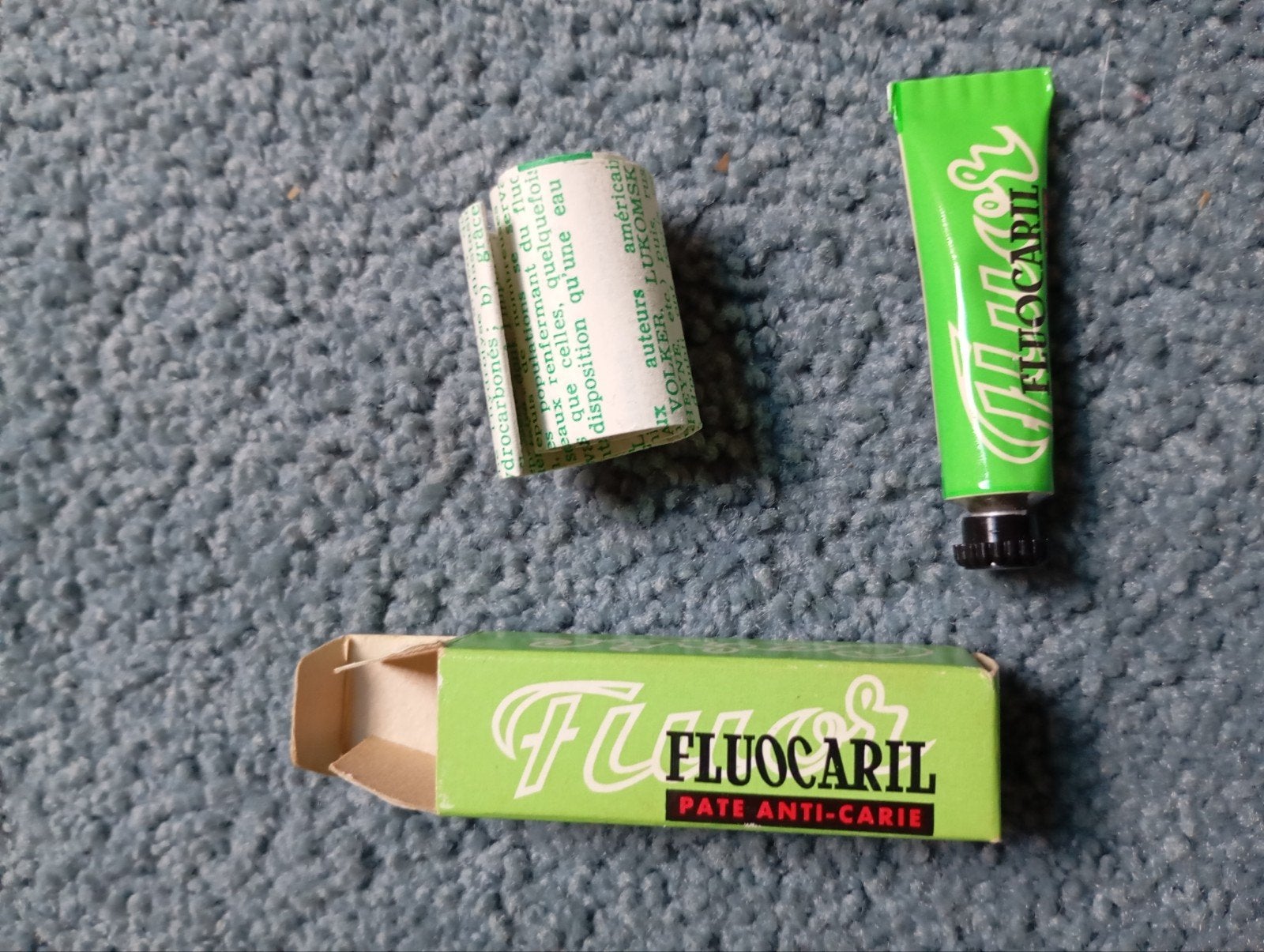 Vintage Fluocaril Tandpasta Monster Ongebruikt afgesloten, Verzamelen, Ophalen of Verzenden, Gebruiksvoorwerp
