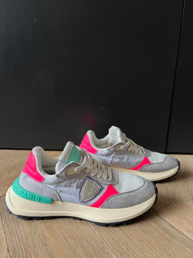 Philippe Model sneakers mt 36 zgan, Ophalen of Verzenden, Grijs, Sneakers of Gympen, Zo goed als nieuw