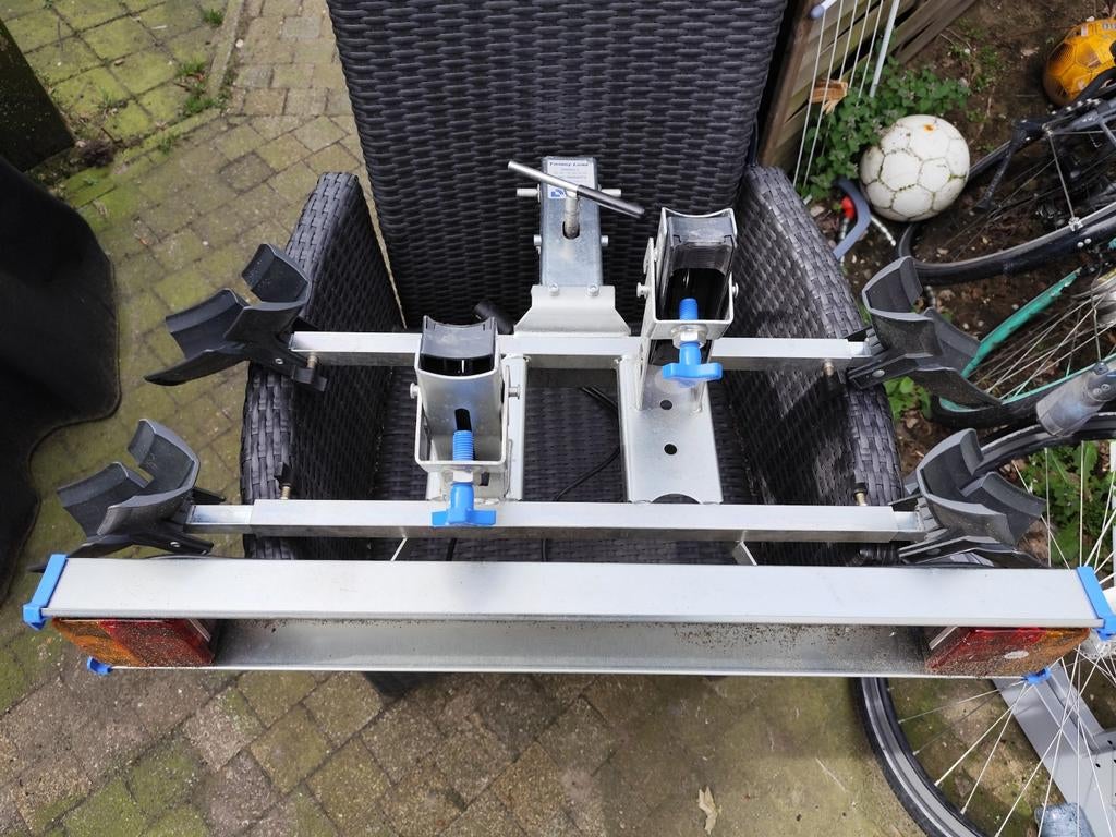 Twinnny Load Swing C Fietsendrager voor 2 fietsen, Auto diversen, Fietsendragers, Ophalen, 2 fietsen, Gebruikt, Trekhaakdrager