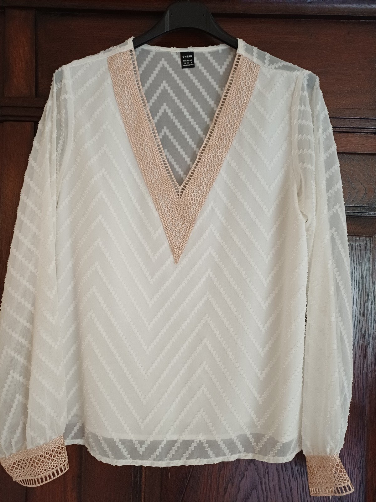 Mooie witte blouse met kanten details - Maat M, Maat 38/40 (M), Wit, Ophalen of Verzenden, Zo goed als nieuw