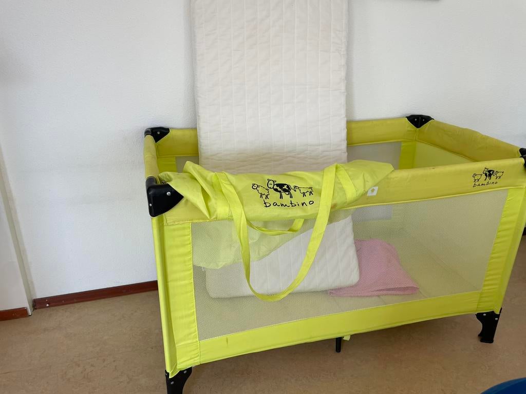 Campingbedje Bambino, Ophalen of Verzenden, Zo goed als nieuw, Minder dan 140 cm, Matras