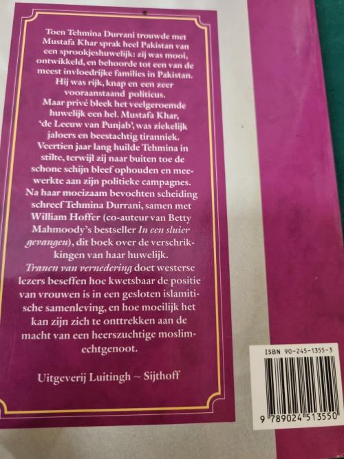 boek tranen van vernedering tehmina durrani, Ophalen of Verzenden
