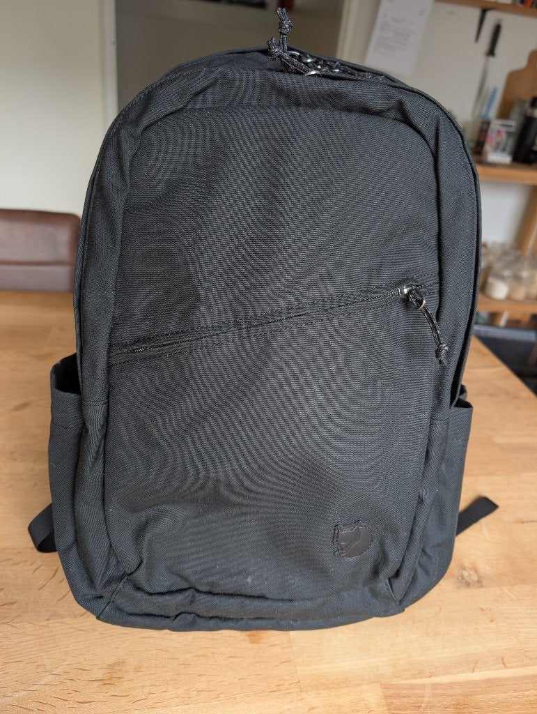 Fjällräven Raven 28 rugtas, Overige merken, 25 tot 40 cm, Ophalen of Verzenden, Zo goed als nieuw