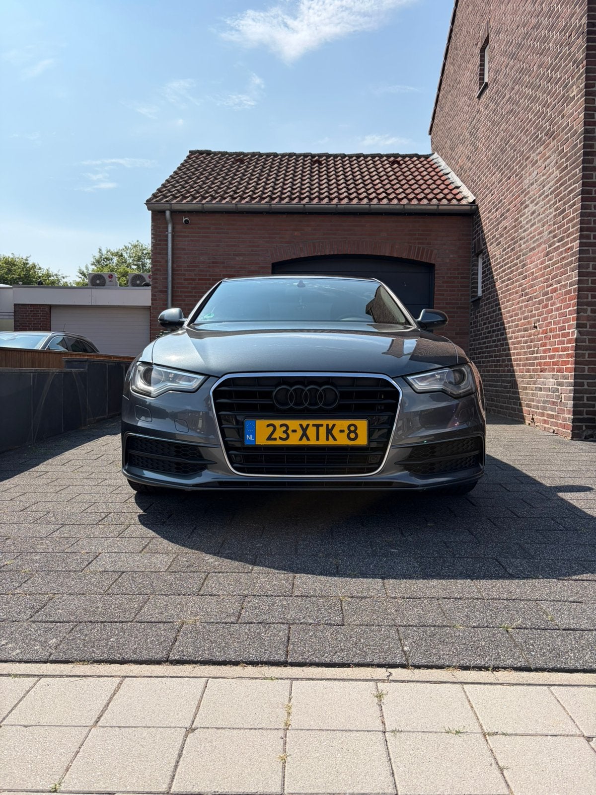 Audi A6 2.0 TFSI 180PK Multitronic 2012 Daytona Grey, Euro 5, Zwart, 4 cilinders, 1984 cc
