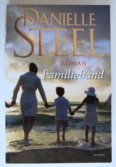 Danielle Steel: Familieband, Gelezen, Danielle Steel, Ophalen of Verzenden, Amerika