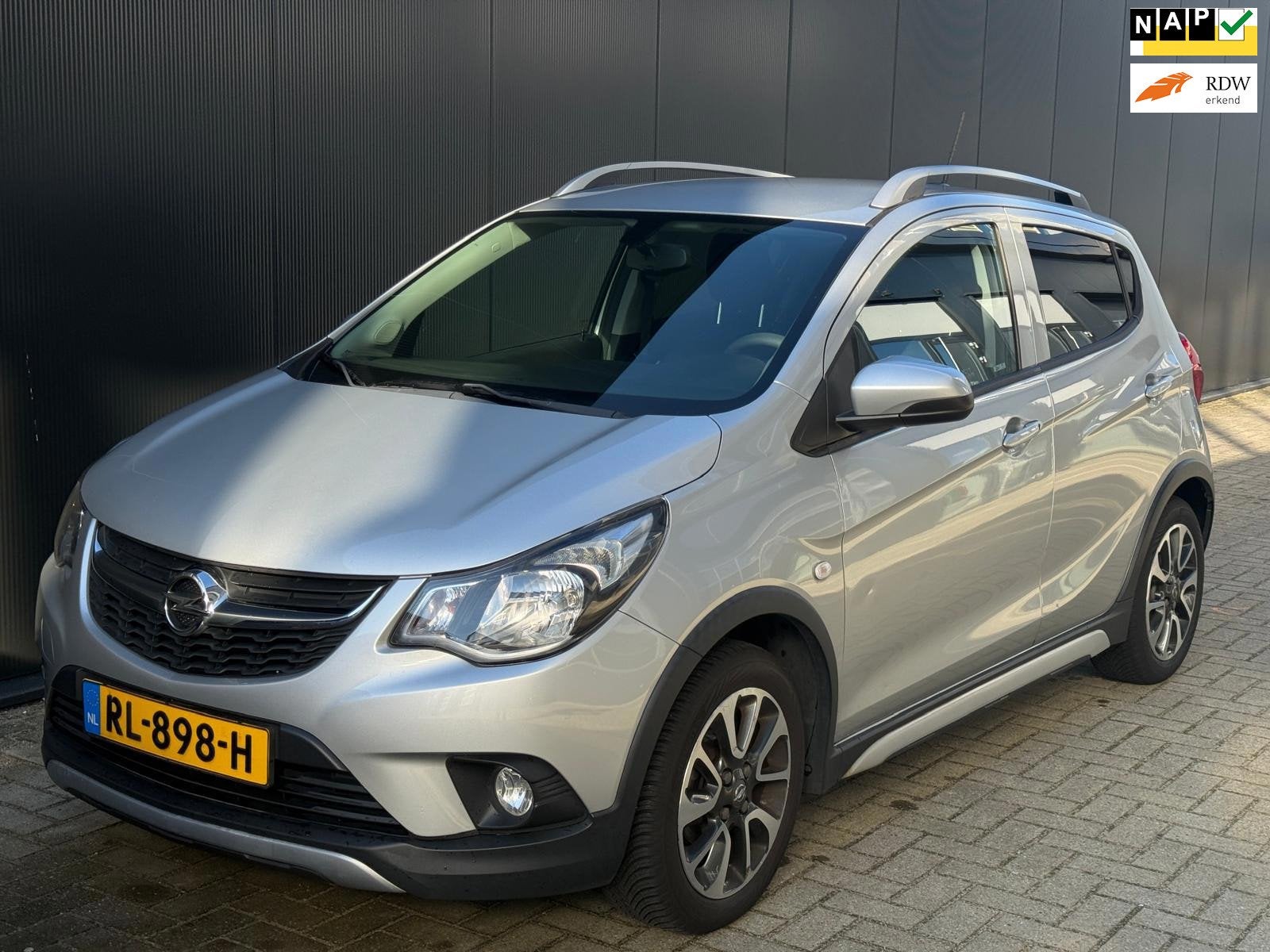 Opel KARL 1.0 Rocks Online Edition Apple Carplay Android Pla, Voorwielaandrijving, 839 kg, Gebruikt, Euro 6
