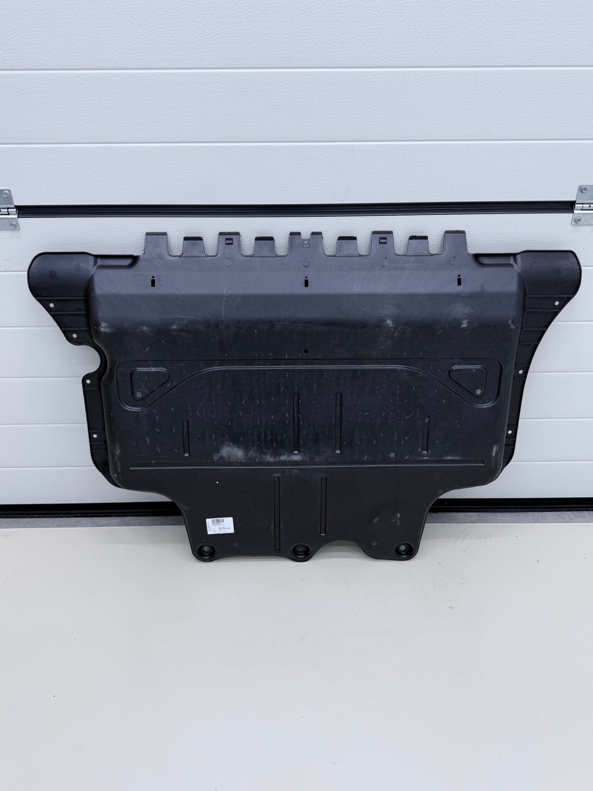Bodemplaat onderplaat VW Origineel nieuw 5QF825236, Ophalen, Nieuw, Volkswagen, Spatbord