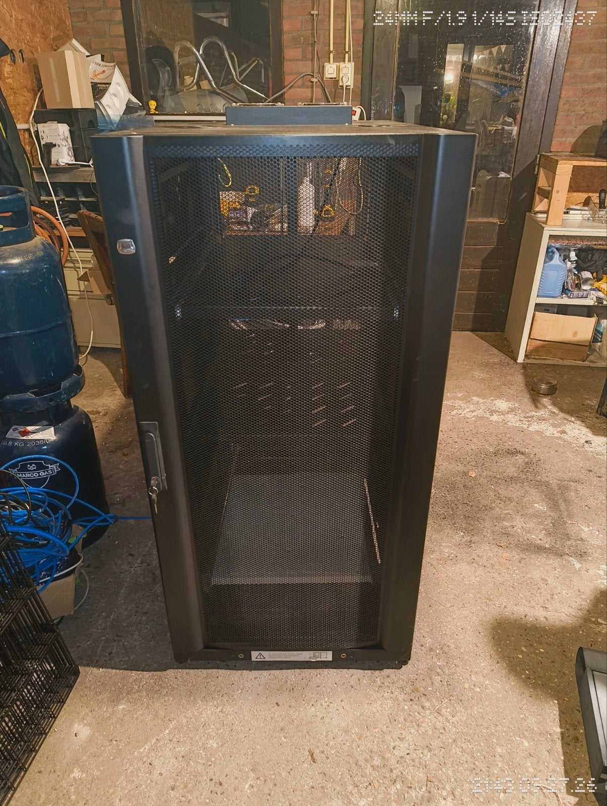 25U Serverkast - 130x107x60 cm met sleutels, Ophalen