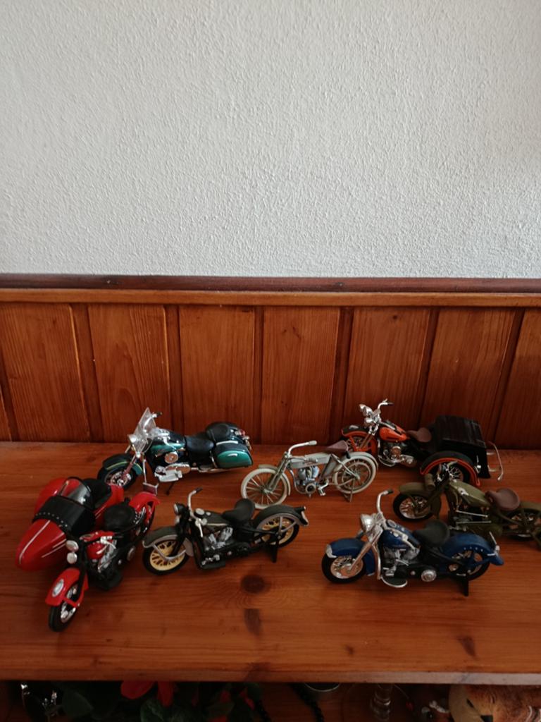 7 stuks Harley Davidson Motoren Miniatuur -, Verzenden