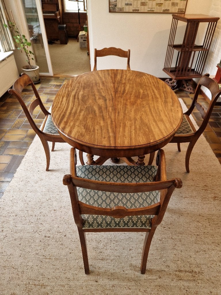Antieke ovale eettafel, 19e eeuw, 190  100 cm, Ophalen