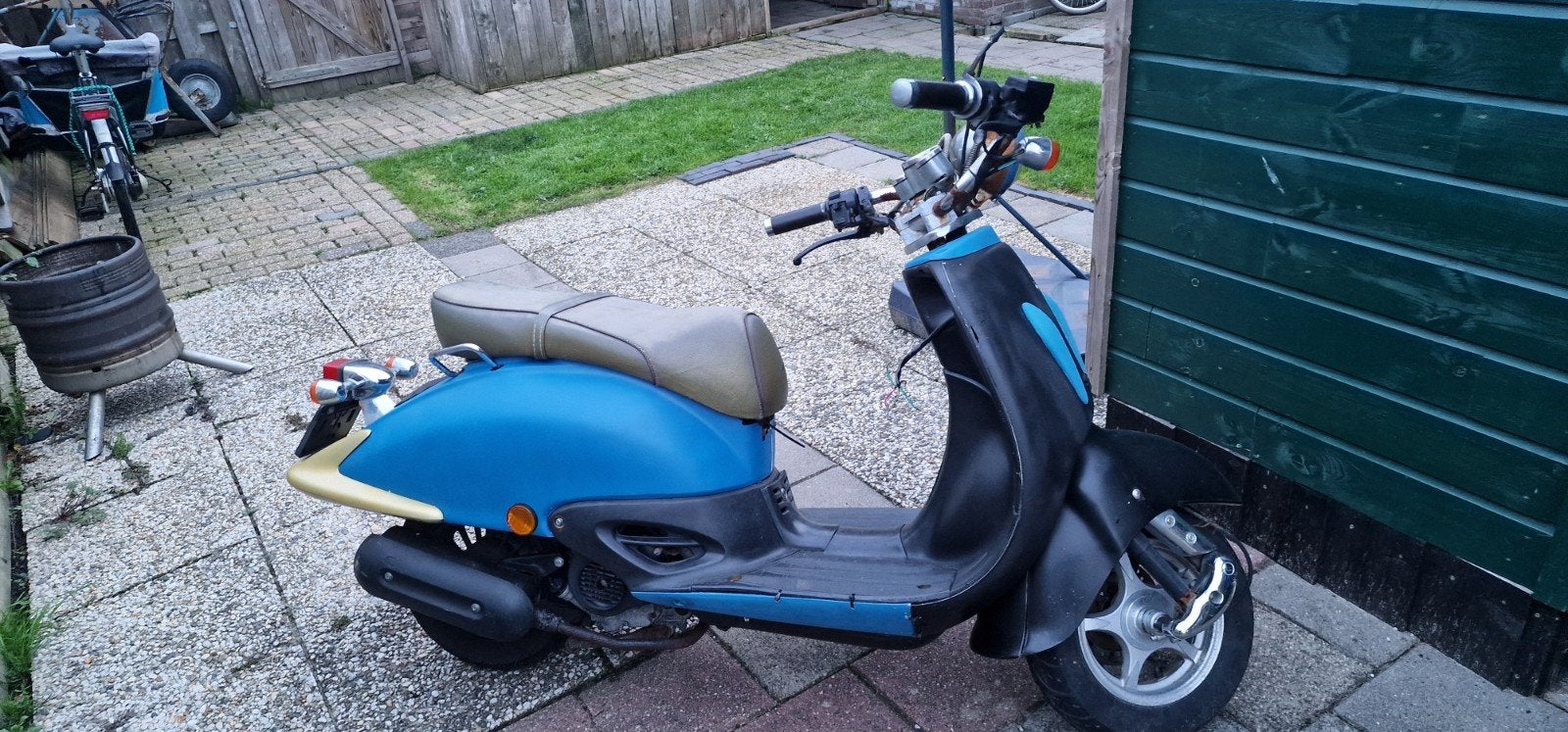 retro scooter zonder kenteken, Fietsen en Brommers, Ophalen, Gebruikt, Benzine