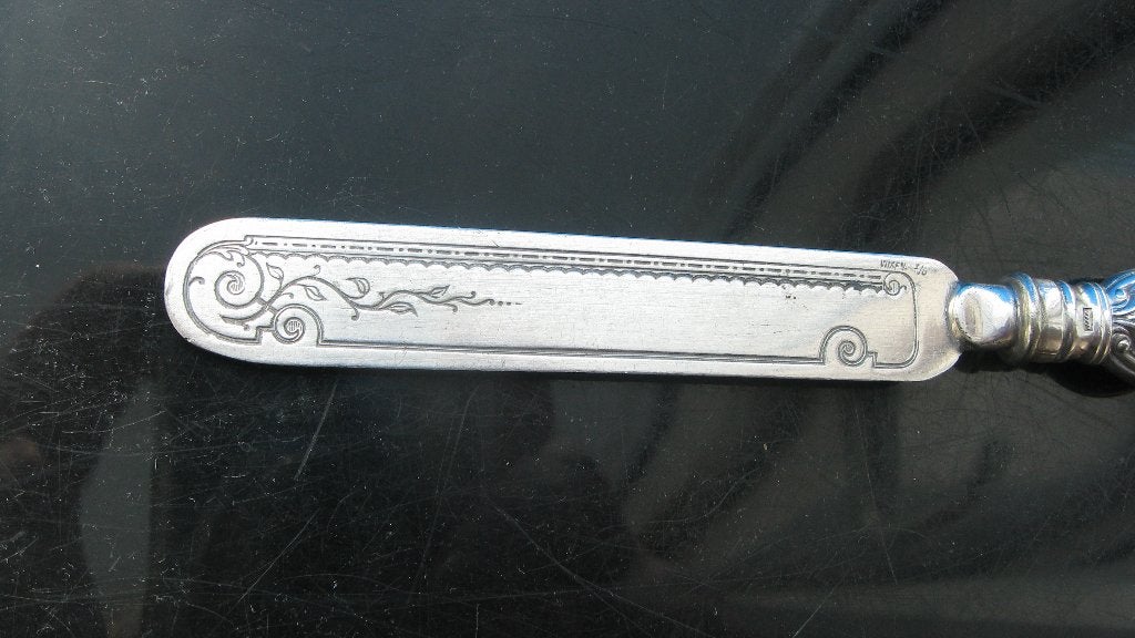 Antiek botermes (Jugendstil periode), Verzenden