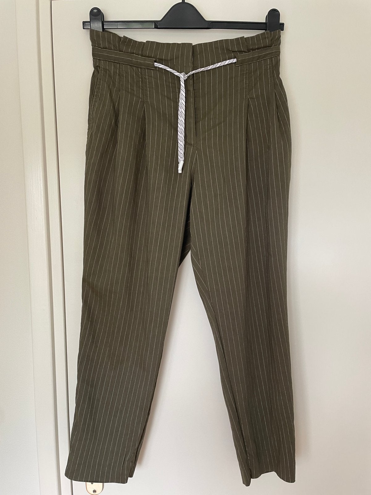 Marc Cain broek Marccain N3, Kleding | Dames, Maat 38/40 (M), Ophalen of Verzenden, Zo goed als nieuw, Lang