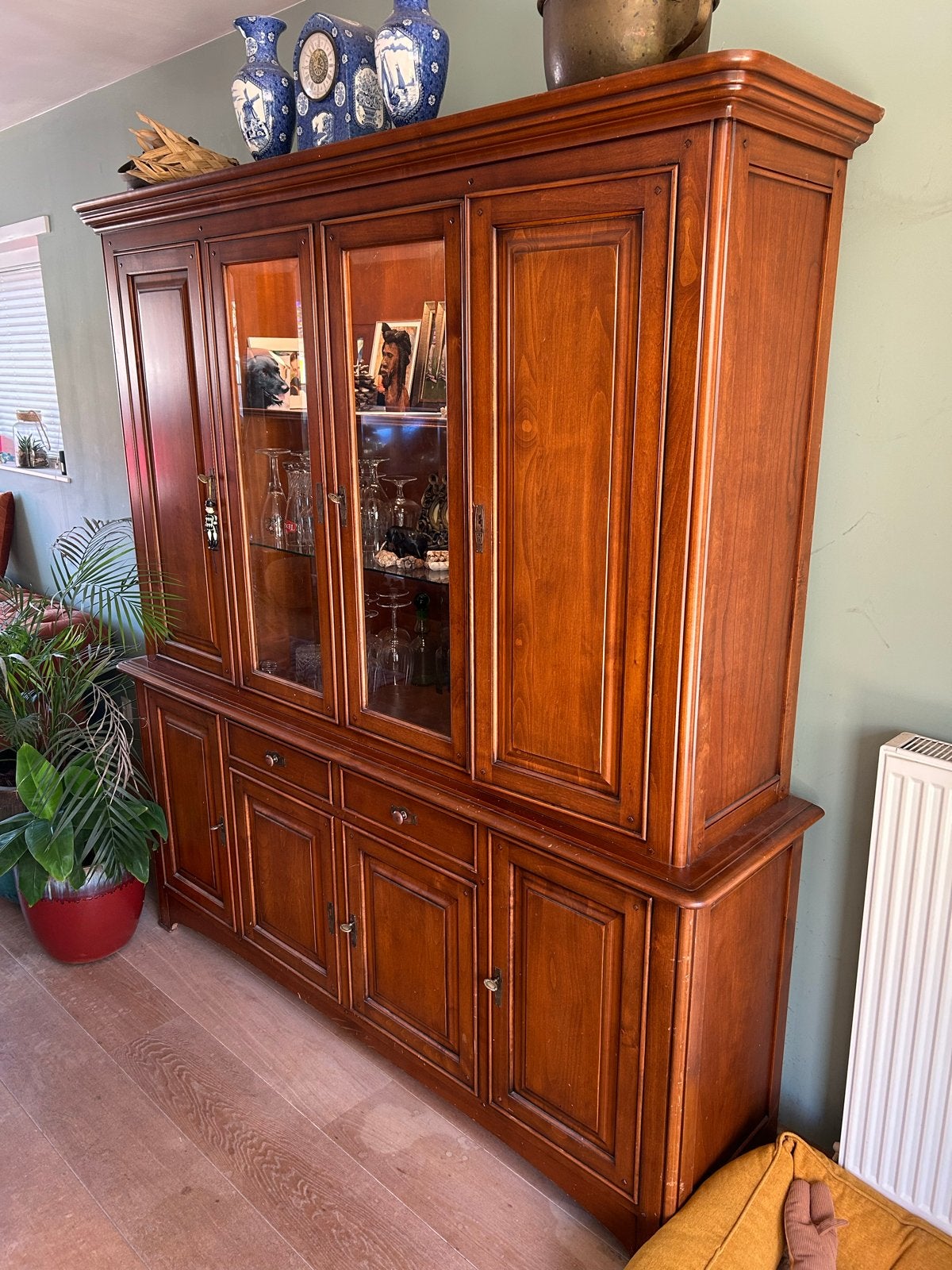 Prachtige houten kast met glazen deuren, Ophalen, Gebruikt, 200 cm of meer, 150 tot 200 cm